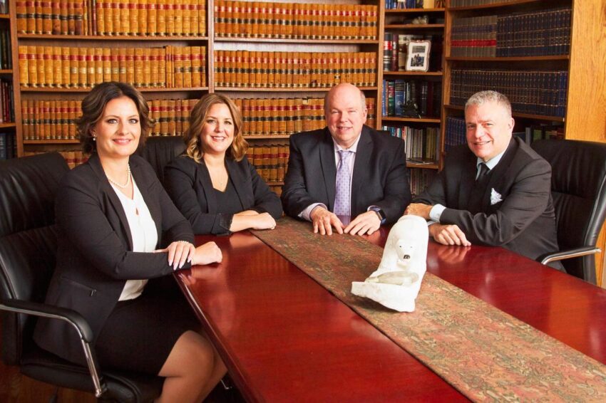 Family lawyer near me free consultation