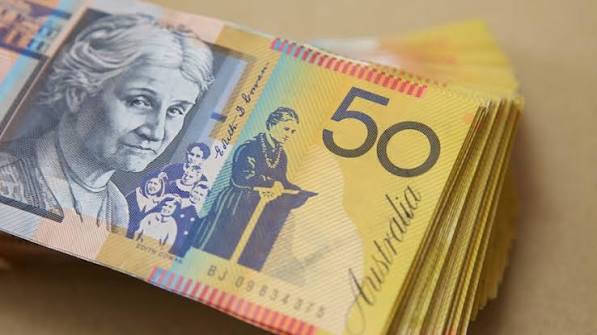 Evaluating the earning potential and financial growth of a law clerk vs paralegal in Australia.